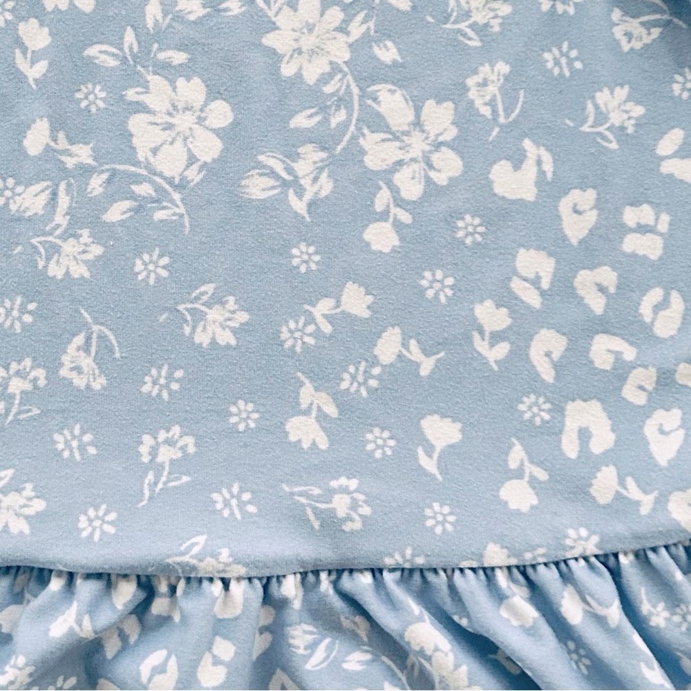 🌼 NO BOUNDARIES Ditsy Floral Tie-Front Tiered Babydoll Dress, Sky Blue XL 15-17 - Picture 4 of 6